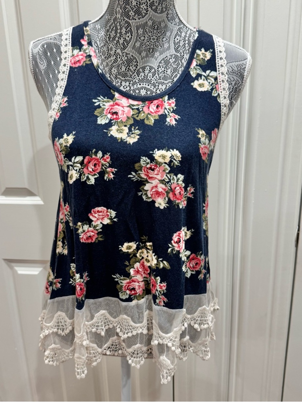 Navy Floral Lace-Trim Racerback Tank Top Sz. S  Boho Festival Summer